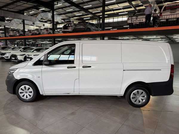 2022-Mercedes-Benz-Vito-111-16-CDI-Panel-Van image:2