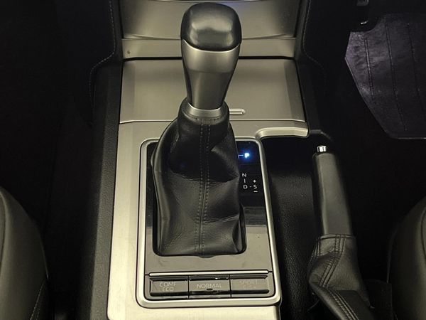 2022-Toyota-Land-Cruiser-Prado-28-GD-VX-L-Auto image:10