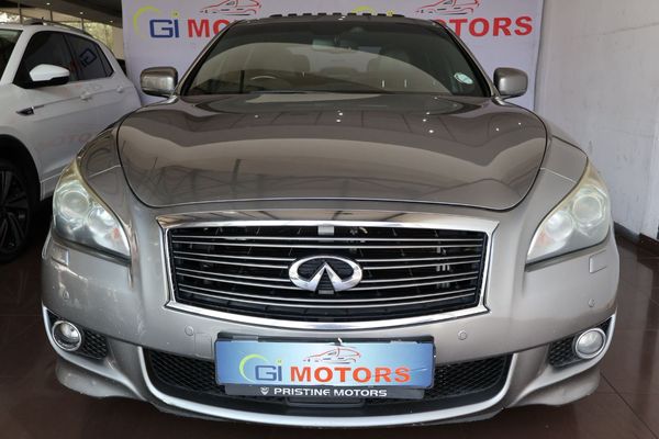 2013-Infiniti-Q70-30d-30D-S-Premium image:2