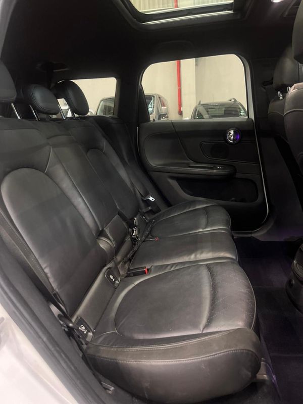 2018-MINI-Countryman-Cooper-D-Auto image:12