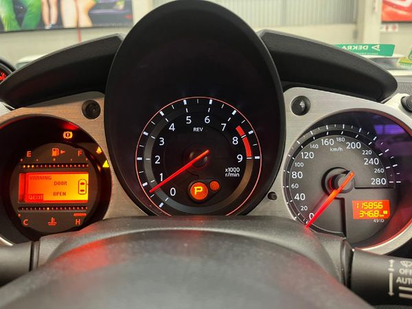 2018-Nissan-370Z-Coupe-Auto image:10