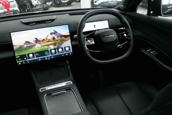 2026-Omoda-C7-15T-SHS-DHT-Phev image:16