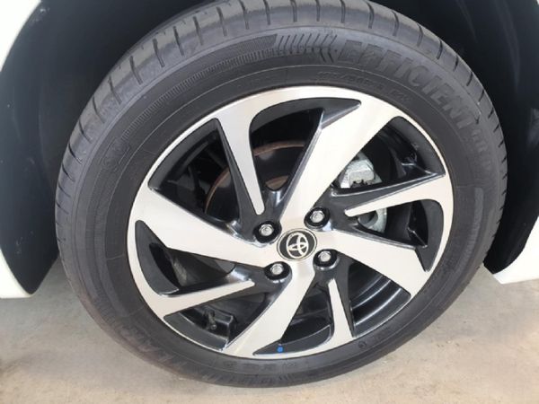 2024-Toyota-Starlet-15-XS-Auto image:11
