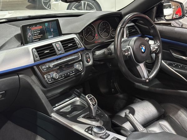 2014-BMW-4-Series-435i-Convertible-M-Sport image:15