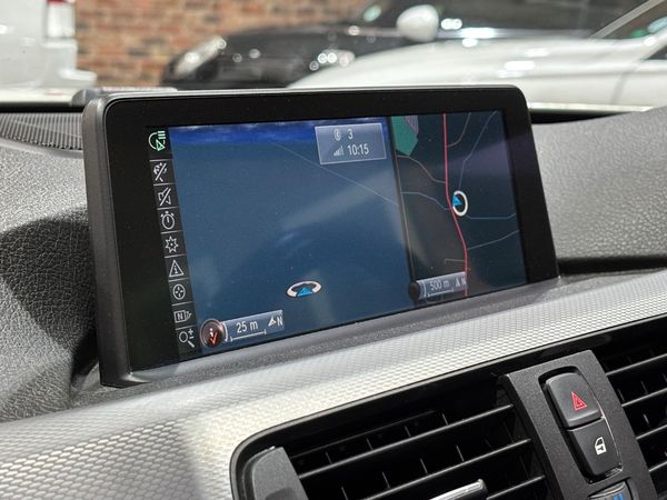 2014-BMW-4-Series-435i-Convertible-M-Sport image:17