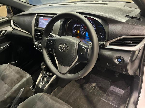 2019-Toyota-Yaris-15-XS-Auto-5-dr image:6