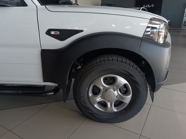 2026-Mahindra-Pik-Up-Pick-Up-22-mHawk-SC-4X2-MT-S4-Refresh-with-Aircon image:6