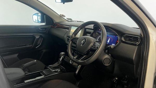 2026-Renault-Kiger-10T-Intens-Auto image:13