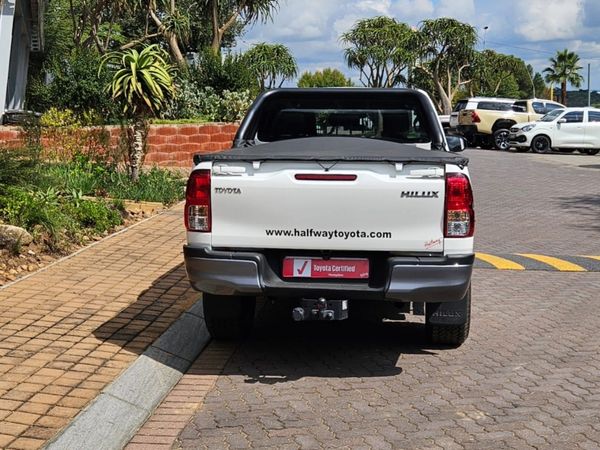 2026-Toyota-Hilux-24-GD-6-Raised-Body-SR-Double-Cab image:5