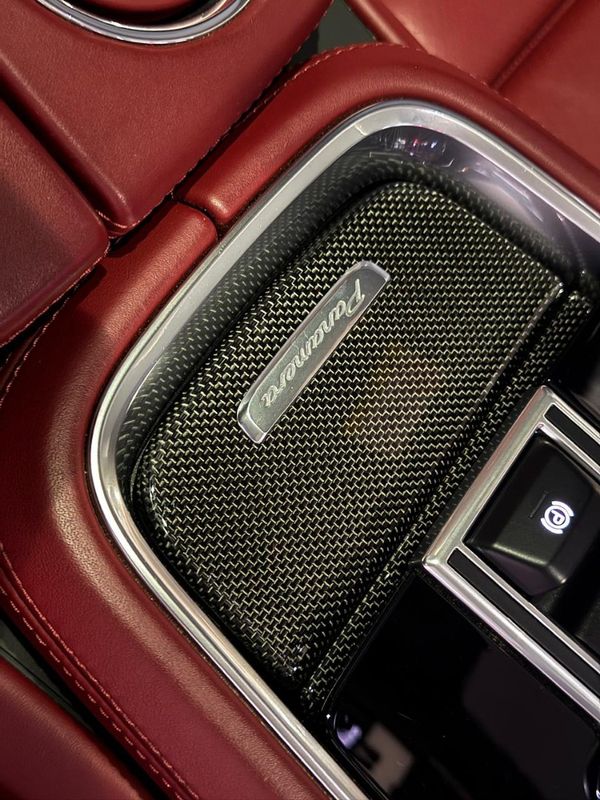 2017-Porsche-Panamera-Turbo-Auto image:22