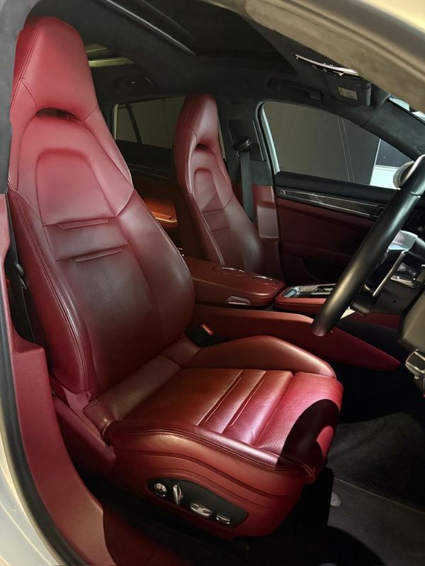 2017-Porsche-Panamera-Turbo-Auto image:37