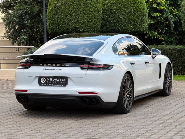 2017-Porsche-Panamera-Turbo-Auto image:5