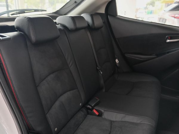 2026-Mazda-2-15-Individual-Auto-5-dr image:13