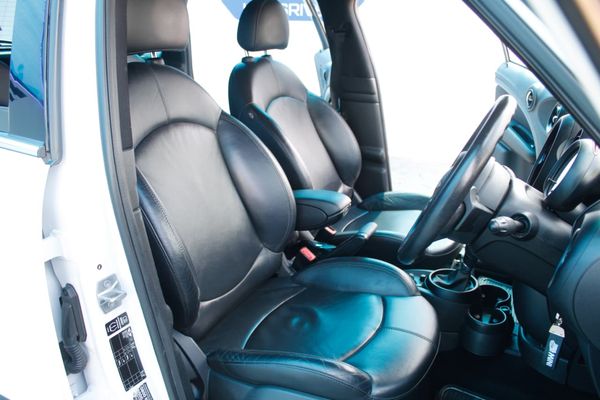 2015-MINI-Countryman-Cooper-S-Auto image:19