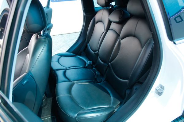 2015-MINI-Countryman-Cooper-S-Auto image:20