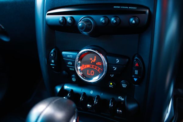2015-MINI-Countryman-Cooper-S-Auto image:22
