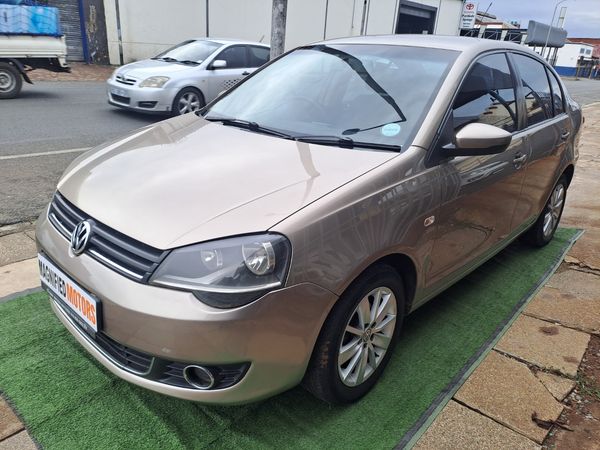2016-Volkswagen-Polo-Vivo-GP-14-Trendline-Auto-Sedan image:6