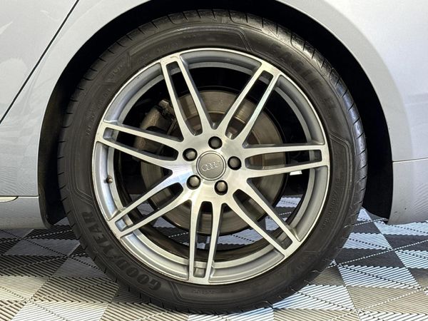 2014-Audi-A8-42-TDI-quattro-LWB-Auto-55-TDI image:6