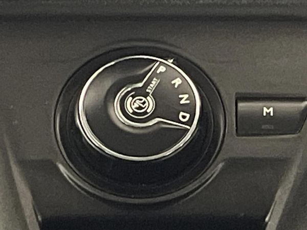 2022-Opel-Zafira-Life-Elegance-20-TD-Auto image:9