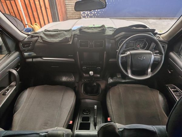 2022-Mahindra-Pik-Up-22-mHawk-S10-4x4-Double-Cab image:14