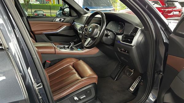 2021-BMW-X5-xDrive30d-M-Sport image:10
