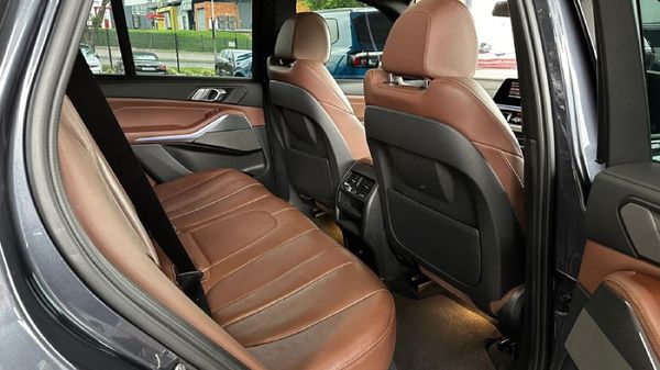 2021-BMW-X5-xDrive30d-M-Sport image:13