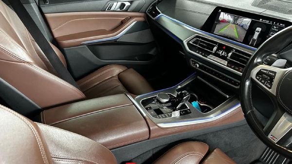2021-BMW-X5-xDrive30d-M-Sport image:16