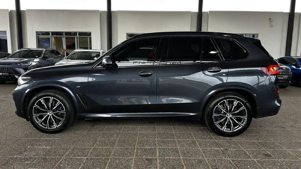2021-BMW-X5-xDrive30d-M-Sport image:5