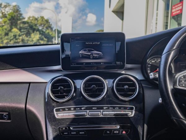 2017-Mercedes-Benz-C-Class-C-200-Auto image:11