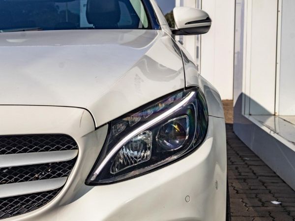 2017-Mercedes-Benz-C-Class-C-200-Auto image:14