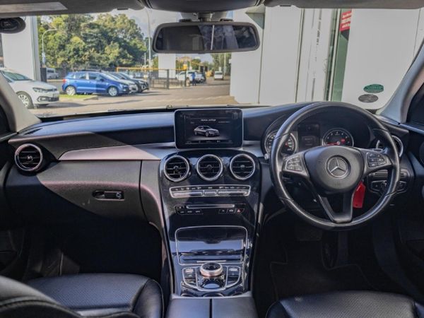 2017-Mercedes-Benz-C-Class-C-200-Auto image:16