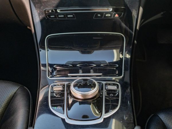 2017-Mercedes-Benz-C-Class-C-200-Auto image:17