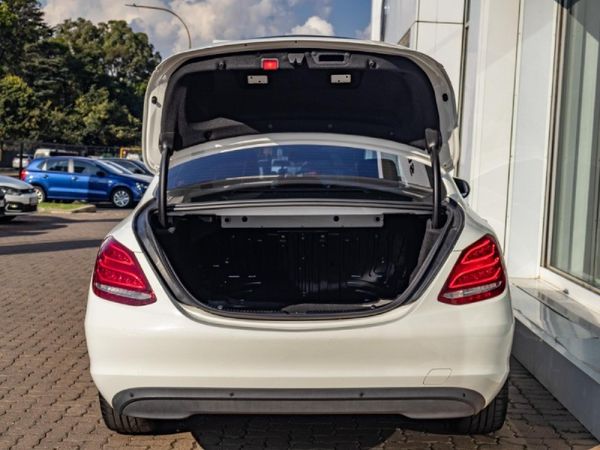 2017-Mercedes-Benz-C-Class-C-200-Auto image:19