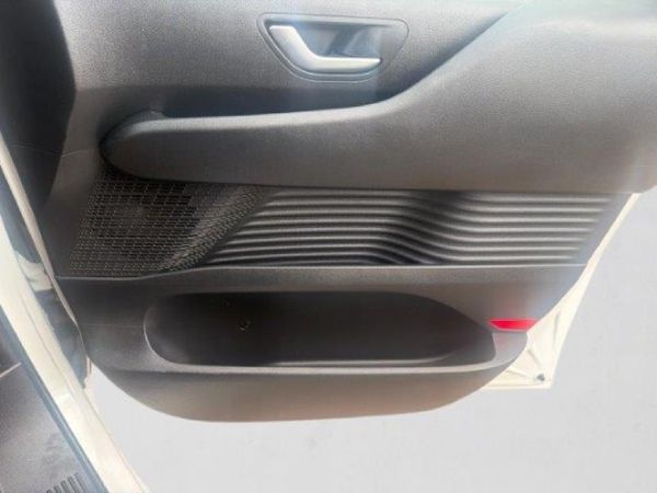 2024-Hyundai-Staria-22d-Executive-Auto image:15