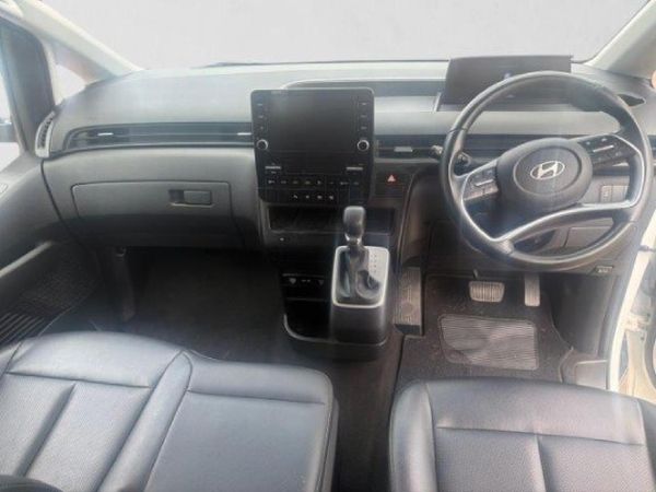 2024-Hyundai-Staria-22d-Executive-Auto image:18