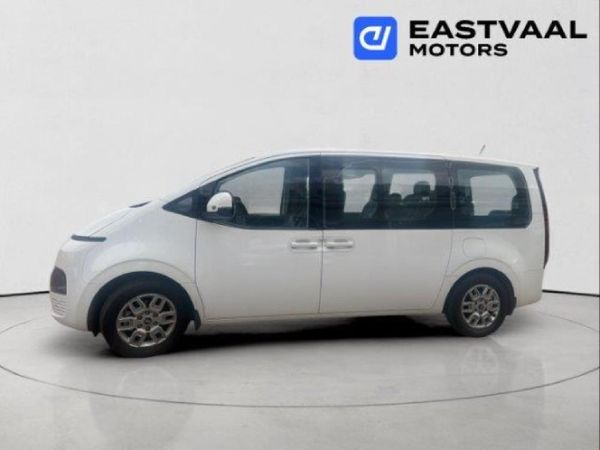 2024-Hyundai-Staria-22d-Executive-Auto image:4