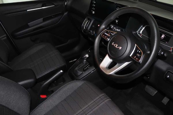 2026-Kia-Sonet-15-LX-Auto image:8