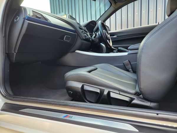 2016-BMW-2-Series-220d-Coupe-M-Sport-Auto-Diesel-FULL-SERVICE-HIST image:11