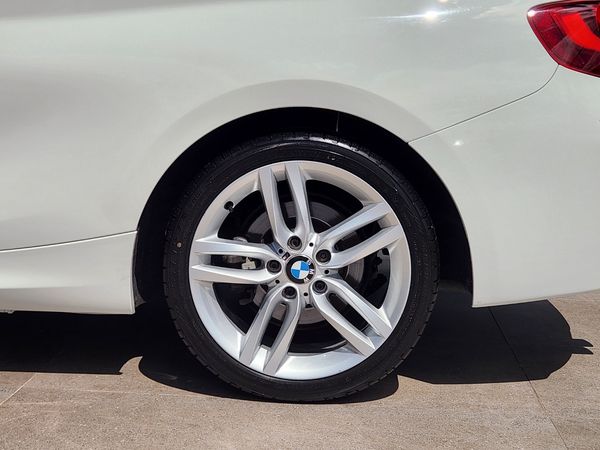 2016-BMW-2-Series-220d-Coupe-M-Sport-Auto-Diesel-FULL-SERVICE-HIST image:23