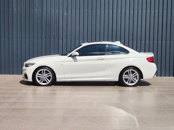 2016-BMW-2-Series-220d-Coupe-M-Sport-Auto-Diesel-FULL-SERVICE-HIST image:4