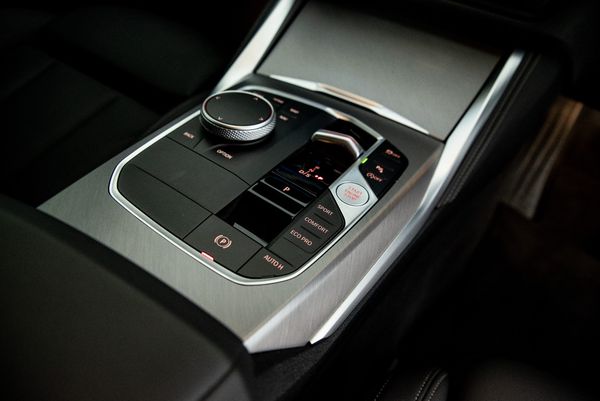 2025-BMW-4-Series-420i-Gran-Coupe-M-Sport image:10
