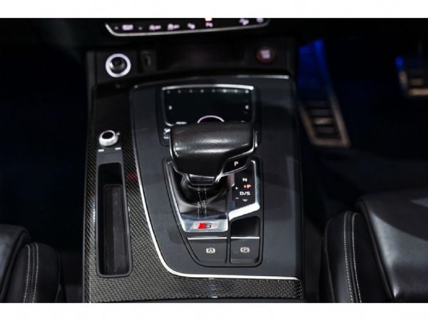 2018-Audi-SQ5-30-TFSI-quattro-Auto image:11
