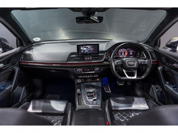 2018-Audi-SQ5-30-TFSI-quattro-Auto image:8