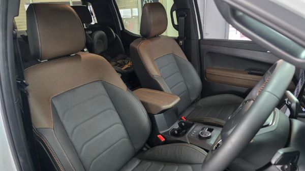 2026-Volkswagen-Amarok-23T-222kw-4Mot-Panamericana-Double-Cab-Auto image:8