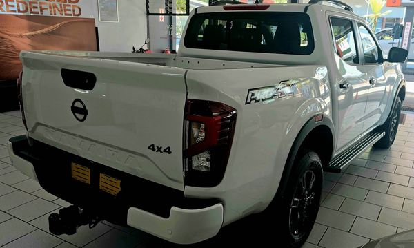 2026-Nissan-Navara-25-DDTi-PRO-4X-4X4-Auto-Double-Cab image:5