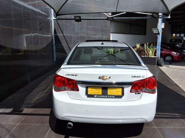 2011-Chevrolet-Cruze-20d-LT image:2