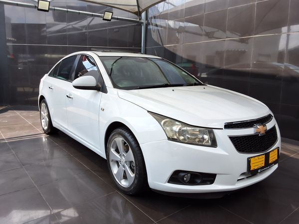 2011-Chevrolet-Cruze-20d-LT image:7