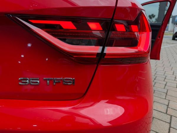 2019-Audi-A1-Sportback-15-TFSI-Auto-35-TFSI image:18