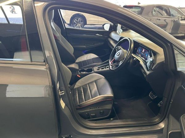 2021-Volkswagen-Golf-8-GTI-20-TSI-Auto image:4