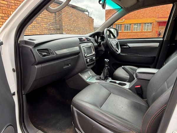 2023-JAC-T6-28-TDI-E2-Double-Cab image:13